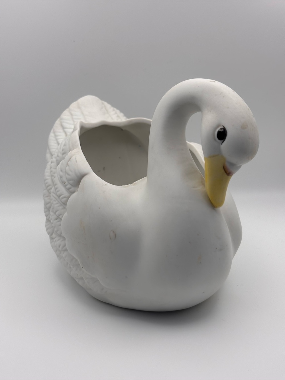 Vintage Homco Ceramic Swan Planter with Hand-Painted Details, Model 1402